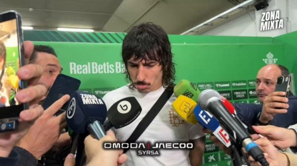 炒股股票配资 皇马抱怨贝蒂斯进球前犯规？贝莱林：迪亚斯手球也没判